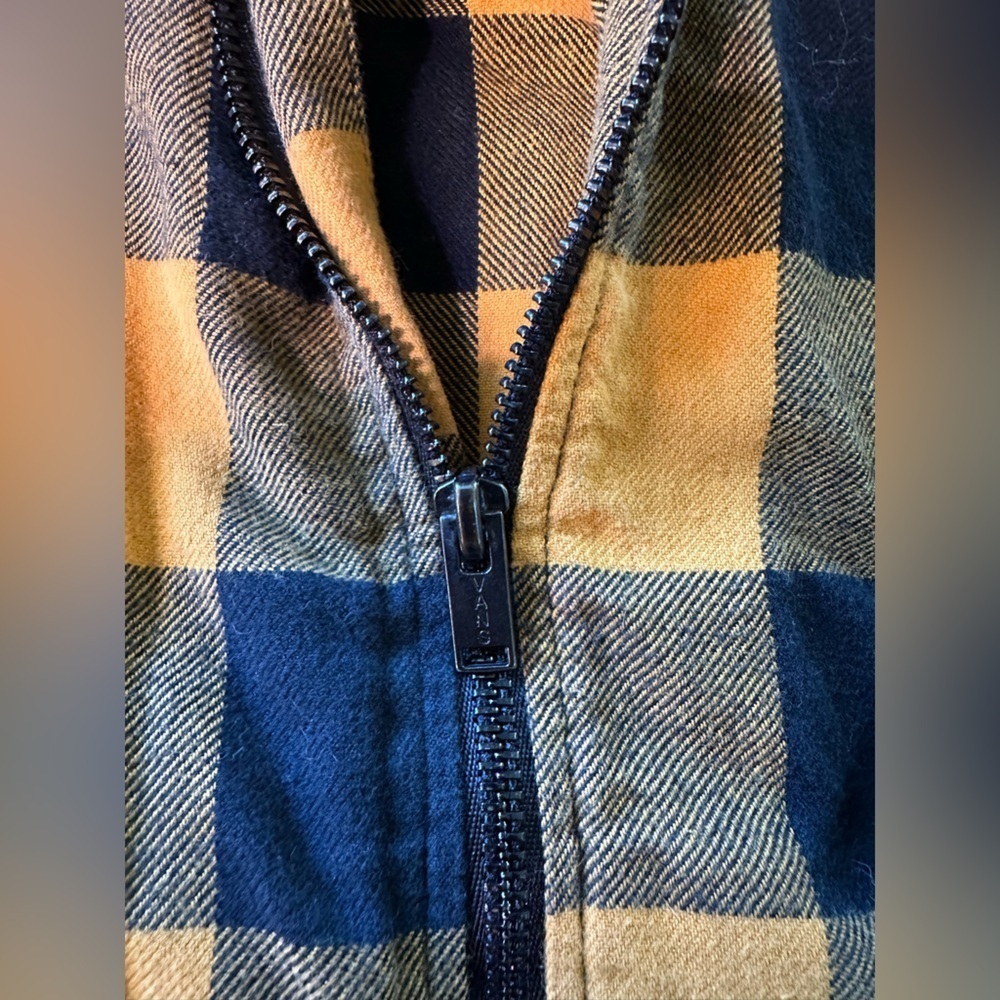 Vans X Independent Men’s Yellow & Navy Zippered Flannel. Size Small. - Picture 6 of 8